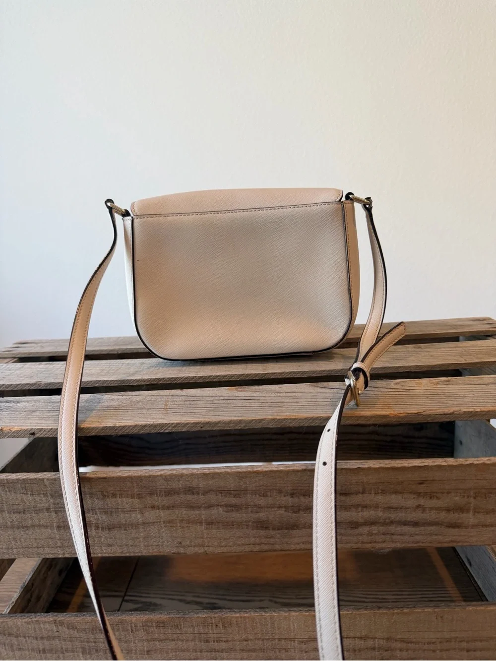 Kate Spade New York Blush Pink Saffiano Leather Crossbody Bag
